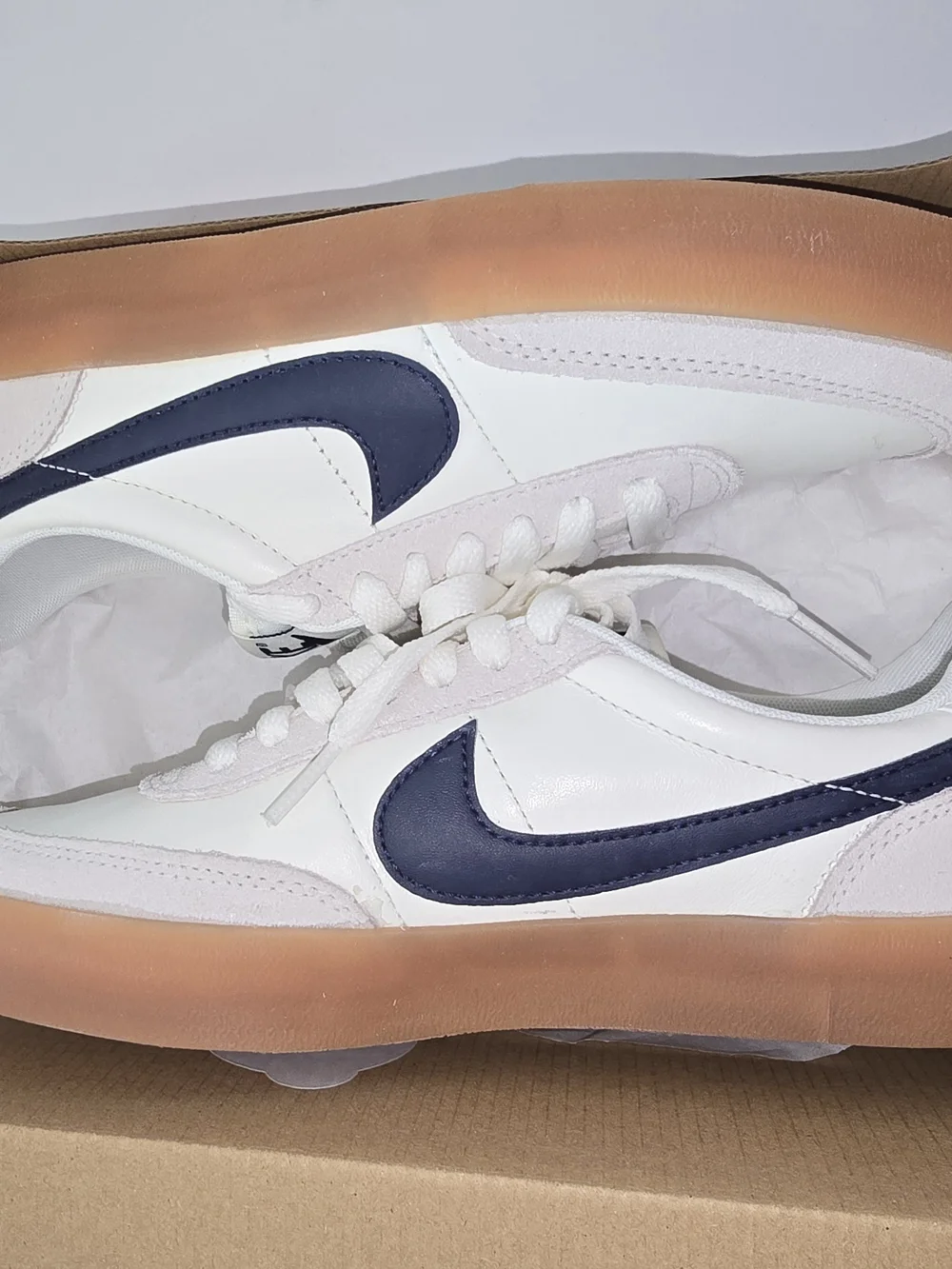 Nike low profile